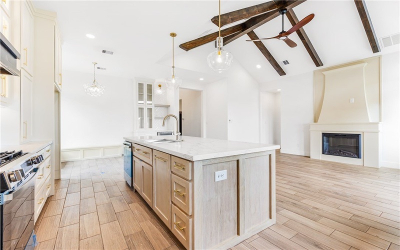 835 S 8th Street, Aransas Pass, TX 78336, 4 Bedrooms Bedrooms, ,2 BathroomsBathrooms,Residential,For Sale,835 S 8th Street,0,468885