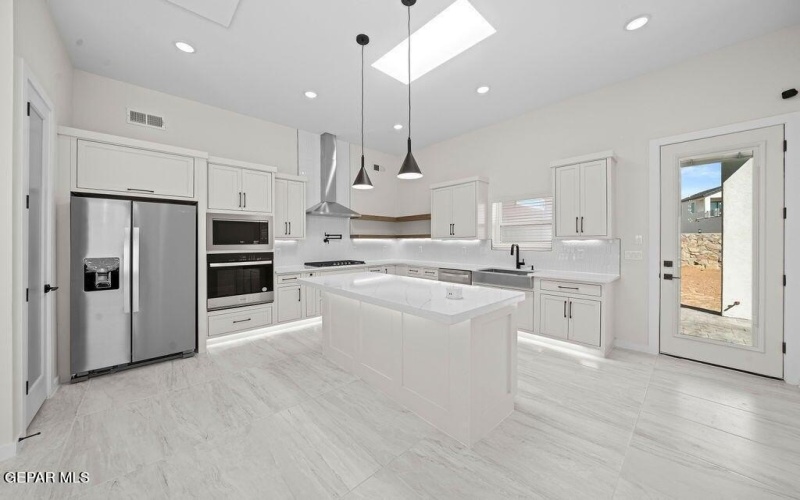 601 Paseo Campanero Street, Horizon City, TX 79928, 3 Bedrooms Bedrooms, ,3 BathroomsBathrooms,Residential,For Sale,601 Paseo Campanero Street,0,935167