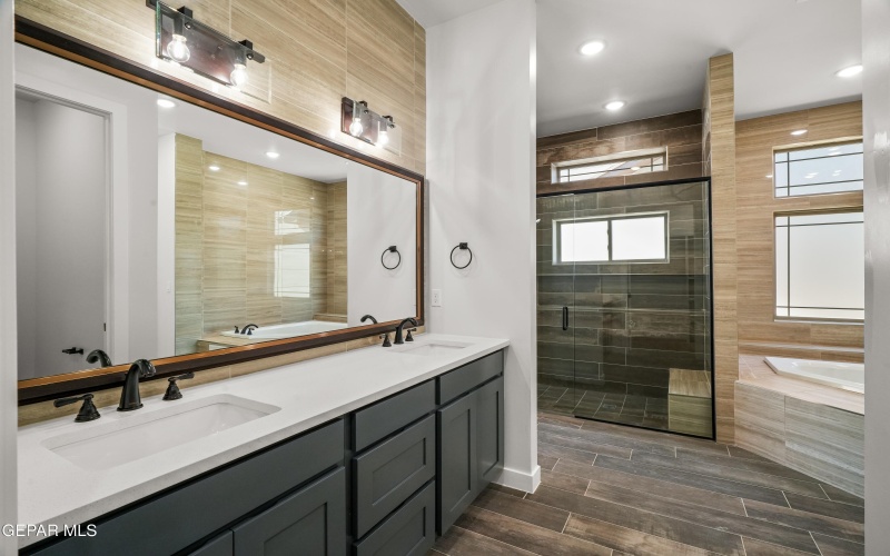 360 RIO DE JAZMIN Circle, El Paso, TX 79932, 4 Bedrooms Bedrooms, ,5 BathroomsBathrooms,Residential,For Sale,360 RIO DE JAZMIN Circle,0,935186