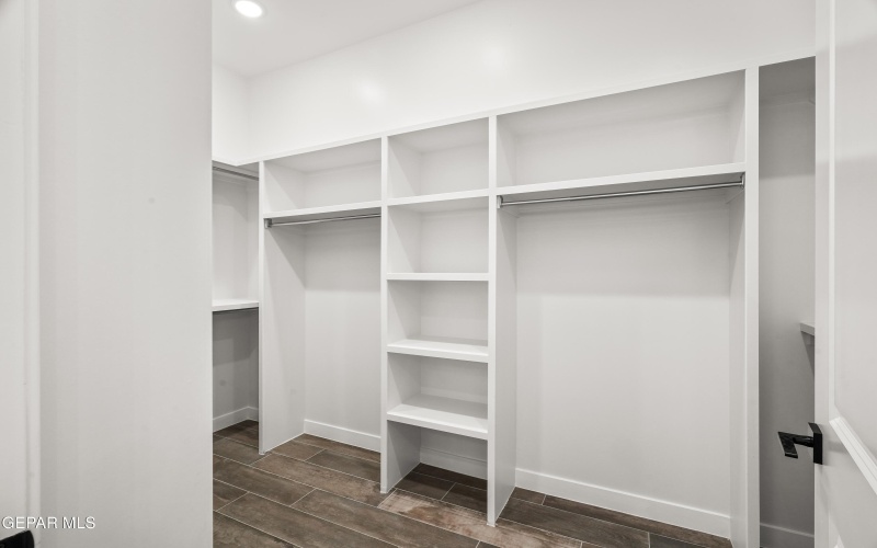 360 RIO DE JAZMIN Circle, El Paso, TX 79932, 4 Bedrooms Bedrooms, ,5 BathroomsBathrooms,Residential,For Sale,360 RIO DE JAZMIN Circle,0,935186