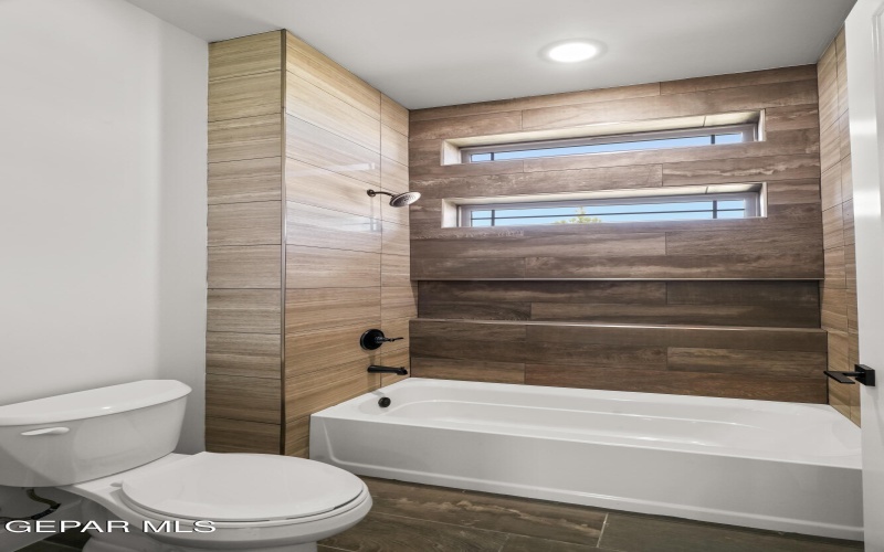 360 RIO DE JAZMIN Circle, El Paso, TX 79932, 4 Bedrooms Bedrooms, ,5 BathroomsBathrooms,Residential,For Sale,360 RIO DE JAZMIN Circle,0,935186