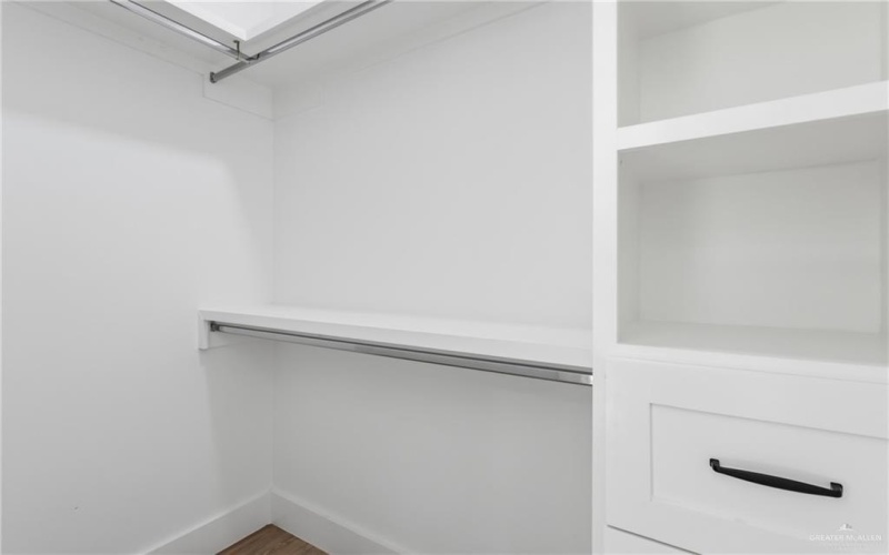 1921 Trinity Street, Donna, TX 78537, 4 Bedrooms Bedrooms, ,2 BathroomsBathrooms,Residential,For Sale,1921 Trinity Street,0,489104