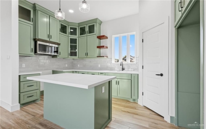 1921 Trinity Street, Donna, TX 78537, 4 Bedrooms Bedrooms, ,2 BathroomsBathrooms,Residential,For Sale,1921 Trinity Street,0,489104