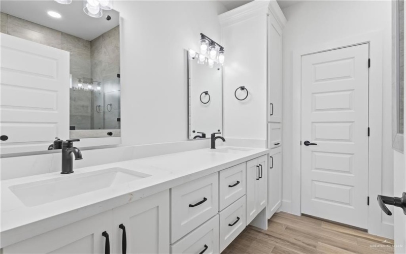 1921 Trinity Street, Donna, TX 78537, 4 Bedrooms Bedrooms, ,2 BathroomsBathrooms,Residential,For Sale,1921 Trinity Street,0,489104