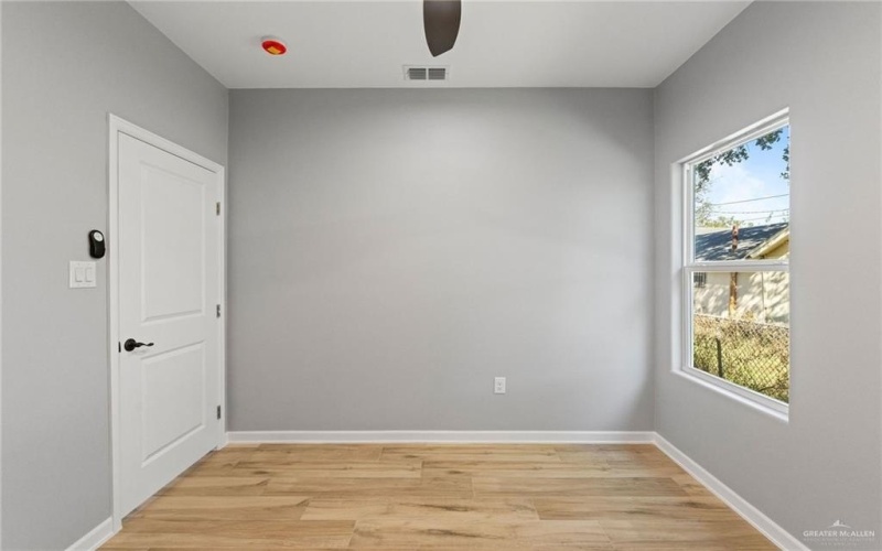 405 W Huisache Street, Weslaco, TX 78596, 2 Bedrooms Bedrooms, ,2 BathroomsBathrooms,Residential,For Sale,405 W Huisache Street,0,489105