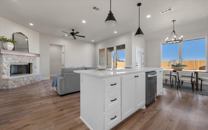 1404 Durham Avenue, Wolfforth, TX 79382, 4 Habitaciones Habitaciones , ,2 BañosBaños,Residential,En Venta,1404 Durham Avenue,0,202564128