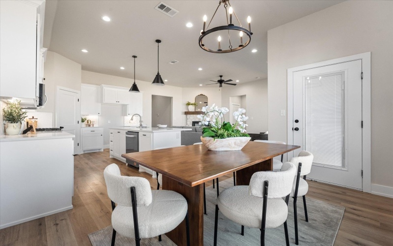 1404 Durham Avenue, Wolfforth, TX 79382, 4 Habitaciones Habitaciones , ,2 BañosBaños,Residential,En Venta,1404 Durham Avenue,0,202564128