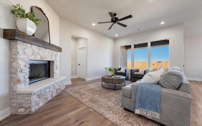 1404 Durham Avenue, Wolfforth, TX 79382, 4 Habitaciones Habitaciones , ,2 BañosBaños,Residential,En Venta,1404 Durham Avenue,0,202564128