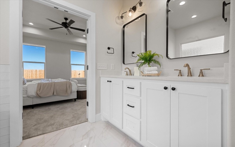 1404 Durham Avenue, Wolfforth, TX 79382, 4 Habitaciones Habitaciones , ,2 BañosBaños,Residential,En Venta,1404 Durham Avenue,0,202564128