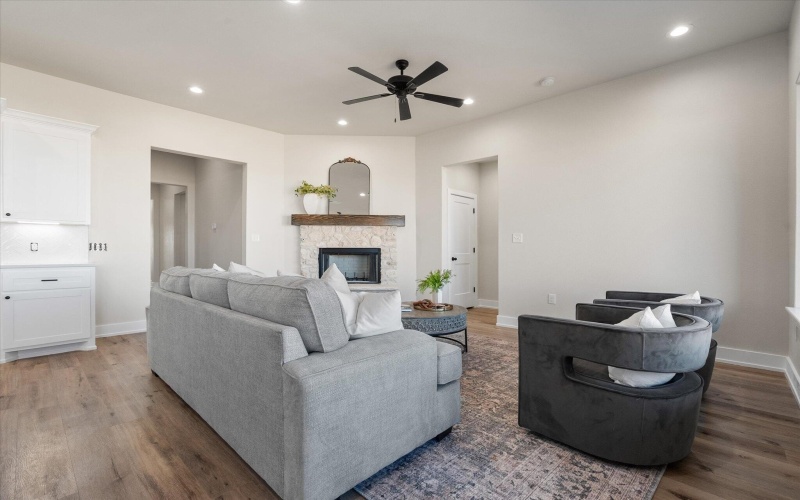 1404 Durham Avenue, Wolfforth, TX 79382, 4 Habitaciones Habitaciones , ,2 BañosBaños,Residential,En Venta,1404 Durham Avenue,0,202564128