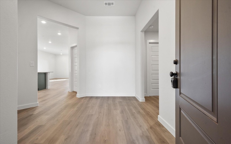 604 E 22nd Street, Wolfforth, TX 79382, 3 Habitaciones Habitaciones , ,2 BañosBaños,Residential,En Venta,604 E 22nd Street,0,202564133