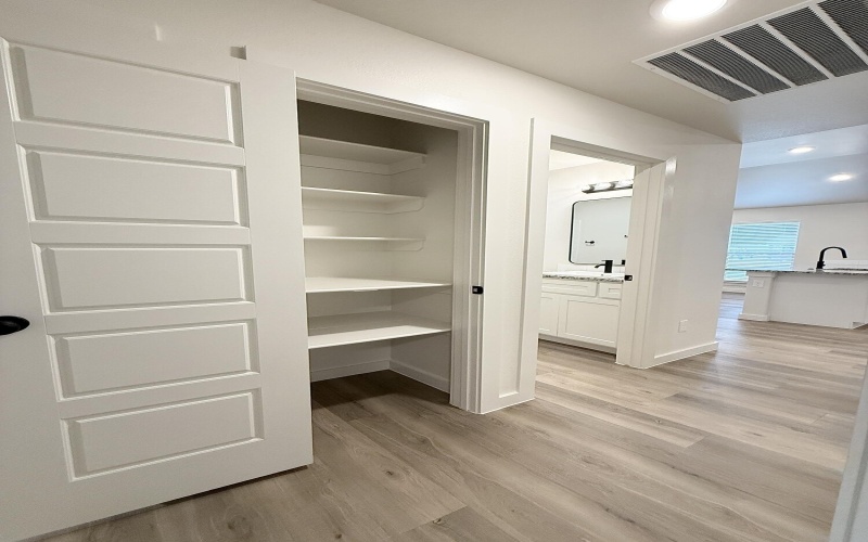 2501 Kenwood Avenue, Lubbock, TX 79407, 3 Habitaciones Habitaciones , ,2 BañosBaños,Residential,En Venta,2501 Kenwood Avenue,0,202564154