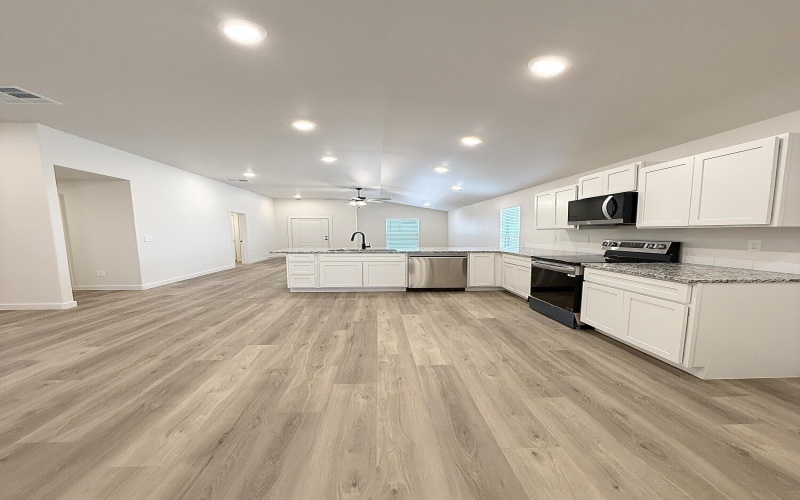 2501 Kenwood Avenue, Lubbock, TX 79407, 3 Habitaciones Habitaciones , ,2 BañosBaños,Residential,En Venta,2501 Kenwood Avenue,0,202564154