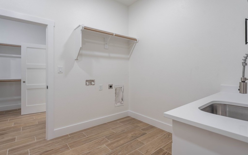 5617 E County Rd 94, Midland, TX 79706, 4 Habitaciones Habitaciones , ,3 BañosBaños,Residential,En Venta,5617 E County Rd 94,0,50087417