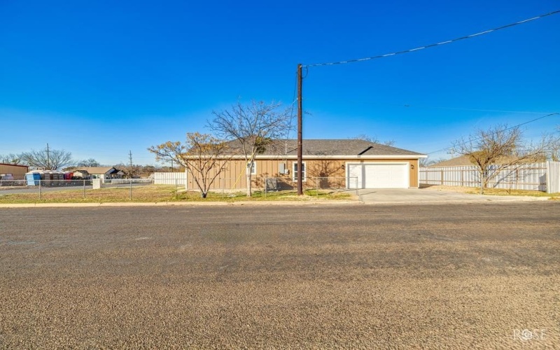728 Culwell Street, San Angelo, TX 76903, 3 Bedrooms Bedrooms, ,2 BathroomsBathrooms,Residential,For Sale,728 Culwell Street,0,130046