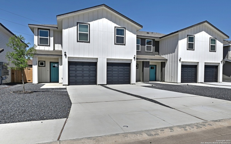 11322 Clearmine, San Antonio, TX 78224, ,Residential Multi Family,En Venta,11322 Clearmine,0,1907658