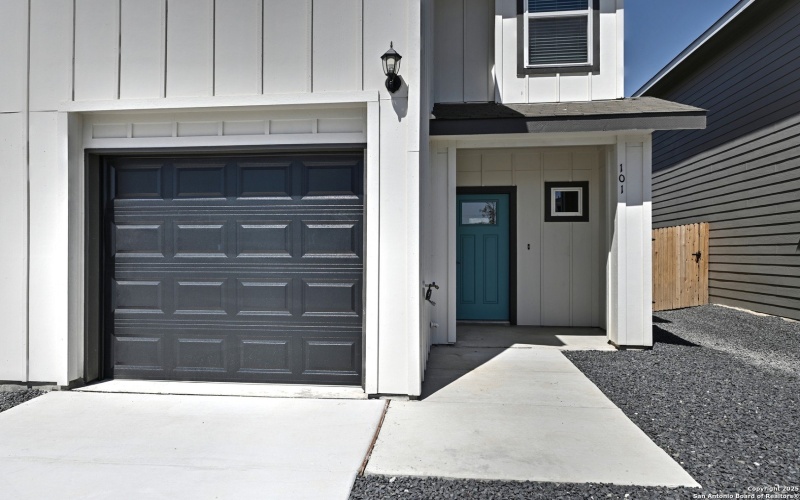 11322 Clearmine, San Antonio, TX 78224, ,Residential Multi Family,En Venta,11322 Clearmine,0,1907658