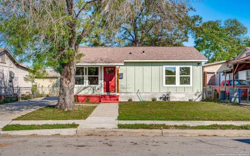 227 Burke Ave, San Antonio, TX 78225, 3 Bedrooms Bedrooms, ,2 BathroomsBathrooms,Residential,For Sale,227 Burke Ave,0,1928465