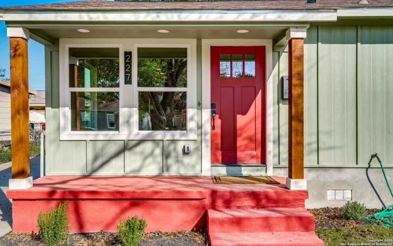 227 Burke Ave, San Antonio, TX 78225, 3 Bedrooms Bedrooms, ,2 BathroomsBathrooms,Residential,For Sale,227 Burke Ave,0,1928465