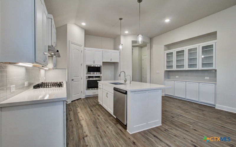 2031 Stephanie Avenue, New Braunfels, TX 78132, 4 Habitaciones Habitaciones , ,3 BañosBaños,Residential,En Venta,2031 Stephanie Avenue,0,599973