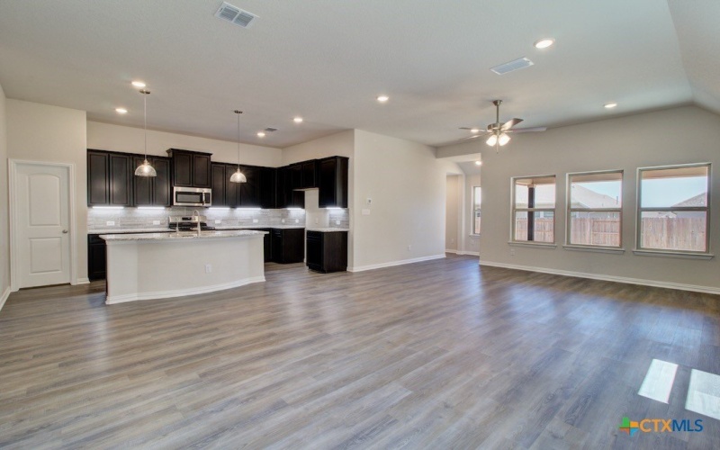 1724 Heritage Maples, New Braunfels, TX 78132, 3 Habitaciones Habitaciones , ,2 BañosBaños,Residential,En Venta,1724 Heritage Maples,0,599982