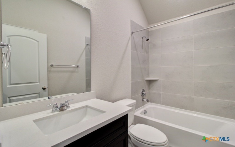 1724 Heritage Maples, New Braunfels, TX 78132, 3 Habitaciones Habitaciones , ,2 BañosBaños,Residential,En Venta,1724 Heritage Maples,0,599982