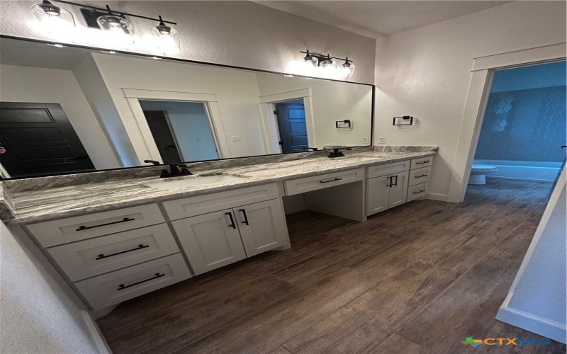 3026 Hester Way, Salado, TX 76571, 4 Bedrooms Bedrooms, ,3 BathroomsBathrooms,Residential,For Sale,3026 Hester Way,0,599996