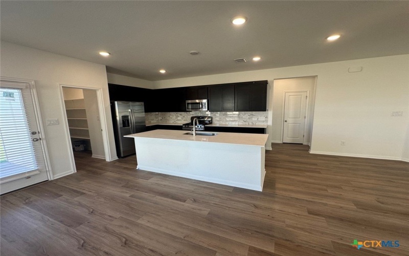 3725 Pin Oak Hills, Seguin, TX 78155, 3 Bedrooms Bedrooms, ,2 BathroomsBathrooms,Residential,For Sale,3725 Pin Oak Hills,0,600007