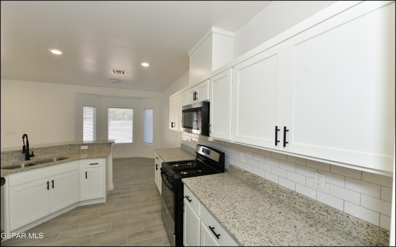 471 Huereque A and B Drive, Socorro, TX 79927, ,Residential Multi Family,For Sale,471 Huereque A and B Drive,0,935192