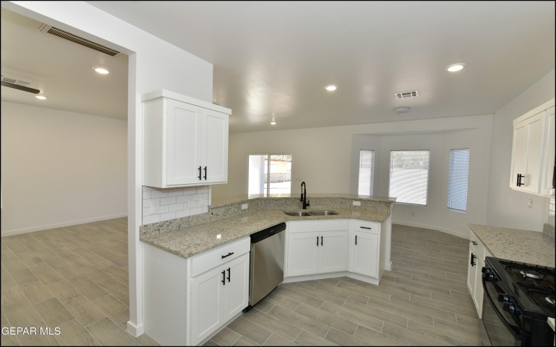 471 Huereque A and B Drive, Socorro, TX 79927, ,Residential Multi Family,For Sale,471 Huereque A and B Drive,0,935192