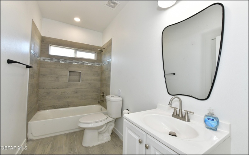 471 Huereque A and B Drive, Socorro, TX 79927, ,Residential Multi Family,For Sale,471 Huereque A and B Drive,0,935192