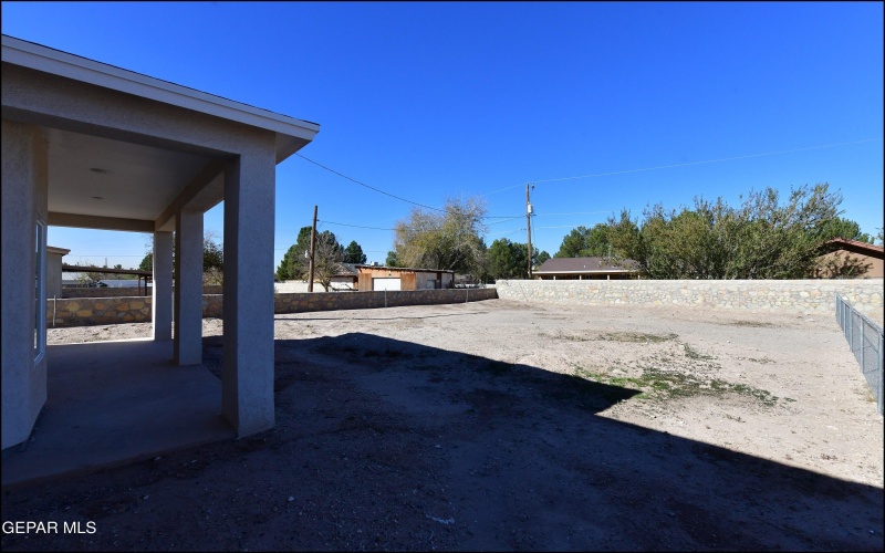 471 Huereque A and B Drive, Socorro, TX 79927, ,Residential Multi Family,For Sale,471 Huereque A and B Drive,0,935192