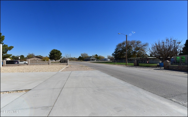 471 Huereque A and B Drive, Socorro, TX 79927, ,Residential Multi Family,For Sale,471 Huereque A and B Drive,0,935192