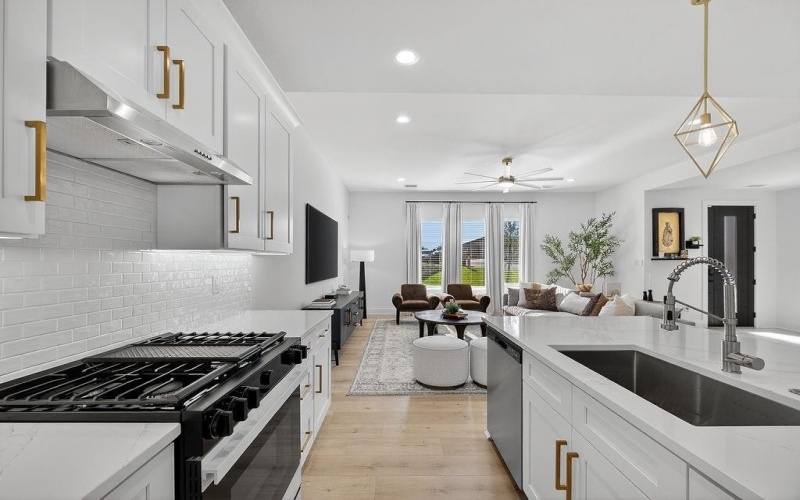 2006 Oak Garden Court, Dallas, TX 75232, 4 Habitaciones Habitaciones , ,3 BañosBaños,Residential,En Venta,2006 Oak Garden Court,0,21129222