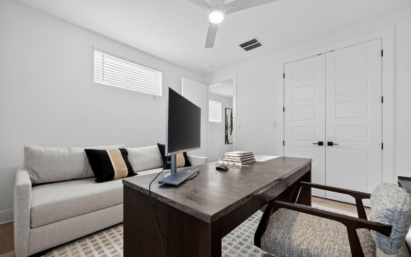 2006 Oak Garden Court, Dallas, TX 75232, 4 Habitaciones Habitaciones , ,3 BañosBaños,Residential,En Venta,2006 Oak Garden Court,0,21129222