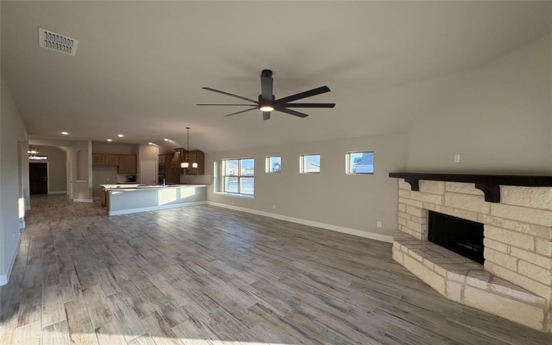 2420 Cross Timbers Drive, Lowry Crossing, TX 75069, 3 Habitaciones Habitaciones , ,2 BañosBaños,Residential,En Venta,2420 Cross Timbers Drive,0,21131370