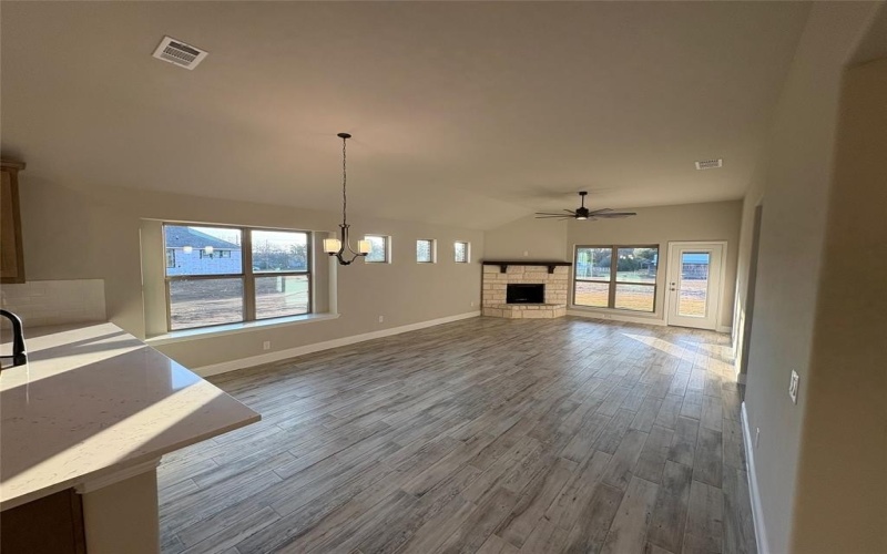 2420 Cross Timbers Drive, Lowry Crossing, TX 75069, 3 Habitaciones Habitaciones , ,2 BañosBaños,Residential,En Venta,2420 Cross Timbers Drive,0,21131370