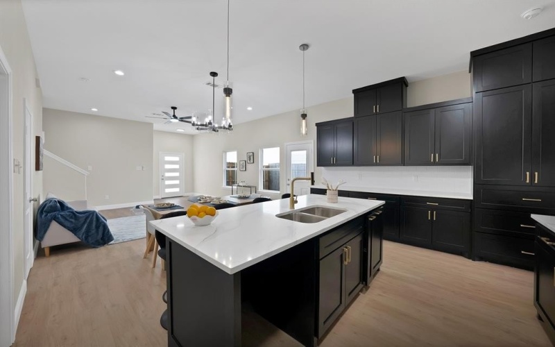 817 Stamps Avenue, Fort Worth, TX 76114, 4 Habitaciones Habitaciones , ,2 BañosBaños,Residential,En Venta,817 Stamps Avenue,0,21132451