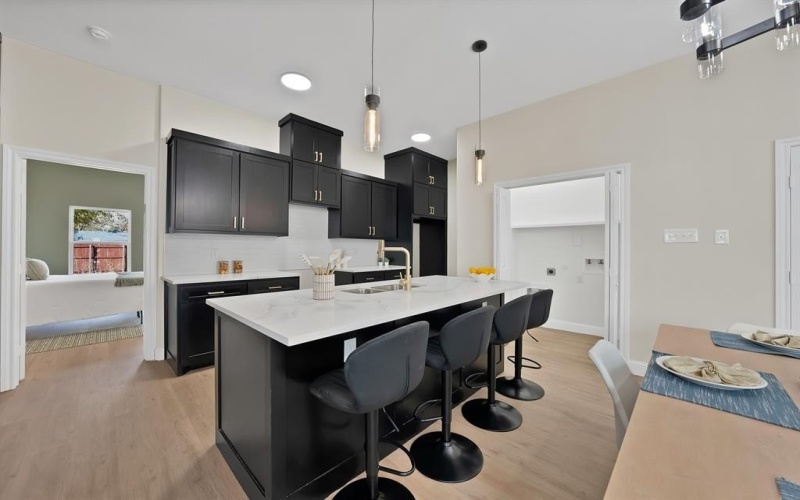 817 Stamps Avenue, Fort Worth, TX 76114, 4 Habitaciones Habitaciones , ,2 BañosBaños,Residential,En Venta,817 Stamps Avenue,0,21132451