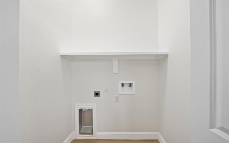 817 Stamps Avenue, Fort Worth, TX 76114, 4 Habitaciones Habitaciones , ,2 BañosBaños,Residential,En Venta,817 Stamps Avenue,0,21132451