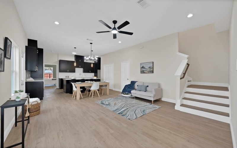 817 Stamps Avenue, Fort Worth, TX 76114, 4 Habitaciones Habitaciones , ,2 BañosBaños,Residential,En Venta,817 Stamps Avenue,0,21132451