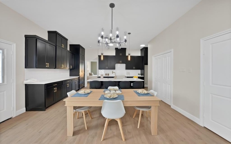 817 Stamps Avenue, Fort Worth, TX 76114, 4 Habitaciones Habitaciones , ,2 BañosBaños,Residential,En Venta,817 Stamps Avenue,0,21132451