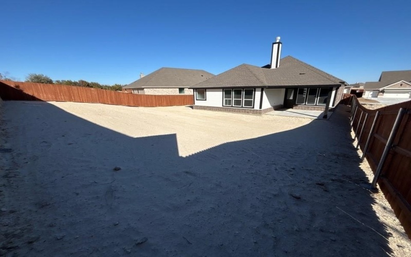 557 Waterford Park Boulevard, Weatherford, TX 76087, 3 Bedrooms Bedrooms, ,2 BathroomsBathrooms,Residential,For Sale,557 Waterford Park Boulevard,0,21132633