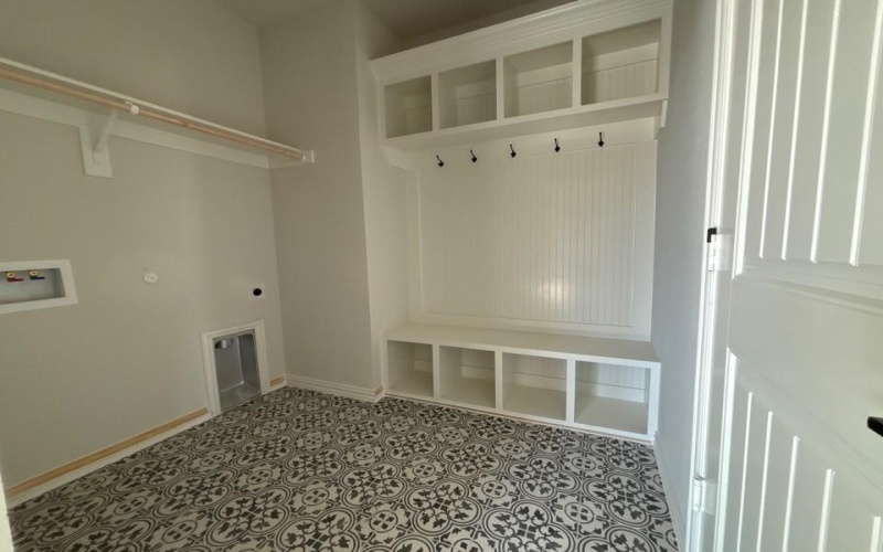 557 Waterford Park Boulevard, Weatherford, TX 76087, 3 Bedrooms Bedrooms, ,2 BathroomsBathrooms,Residential,For Sale,557 Waterford Park Boulevard,0,21132633