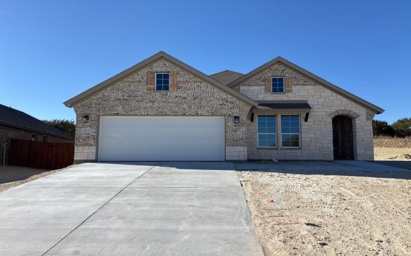 561 Waterford Park Boulevard, Weatherford, TX 76087, 3 Bedrooms Bedrooms, ,2 BathroomsBathrooms,Residential,For Sale,561 Waterford Park Boulevard,0,21132635