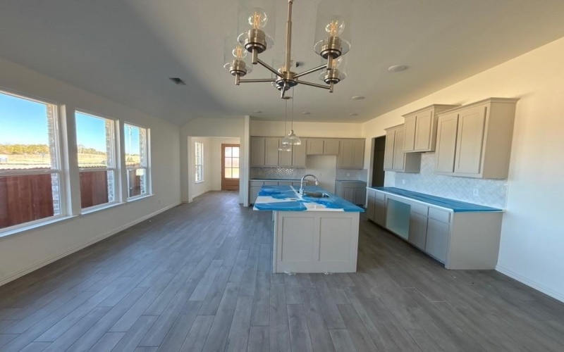 561 Waterford Park Boulevard, Weatherford, TX 76087, 3 Bedrooms Bedrooms, ,2 BathroomsBathrooms,Residential,For Sale,561 Waterford Park Boulevard,0,21132635