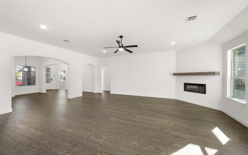 725 Winecup Way, Midlothian, TX 76065, 3 Habitaciones Habitaciones , ,2 BañosBaños,Residential,En Venta,725 Winecup Way,0,21132893