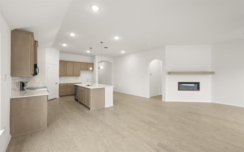 4540 Lyre Leaf Drive, Fort Worth, TX 76036, 3 Habitaciones Habitaciones , ,2 BañosBaños,Residential,En Venta,4540 Lyre Leaf Drive,0,21132905