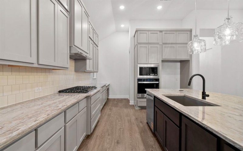 4213 Attwater Street, McKinney, TX 75071, 4 Bedrooms Bedrooms, ,3 BathroomsBathrooms,Residential,For Sale,4213 Attwater Street,0,21133010