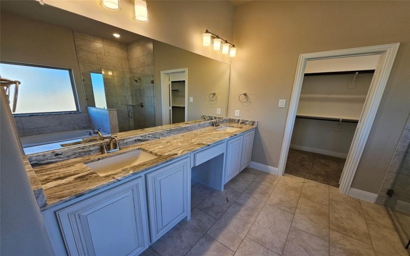 280 Redwood Circle, Trenton, TX 75490, 4 Habitaciones Habitaciones , ,3 BañosBaños,Residential,En Venta,280 Redwood Circle,0,21133113